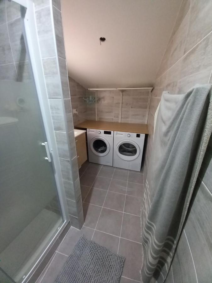 Tres Bel Appartement Кондрию Екстериор снимка
