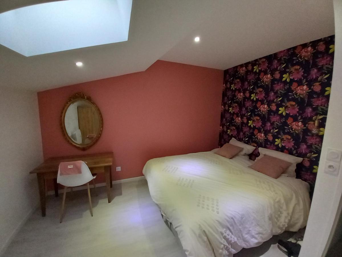 Tres Bel Appartement Кондрию Екстериор снимка